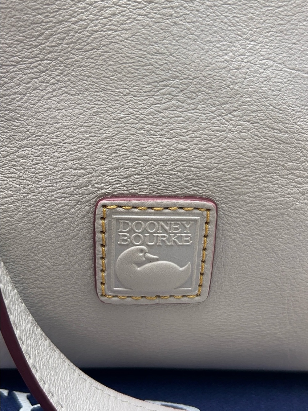 DOONEY AND BOURKE FLORENTINE LEATHER DIXON HOBO, BRAND NEW